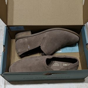 Tom's Shaye Low Booties, Taupe Gray Suede